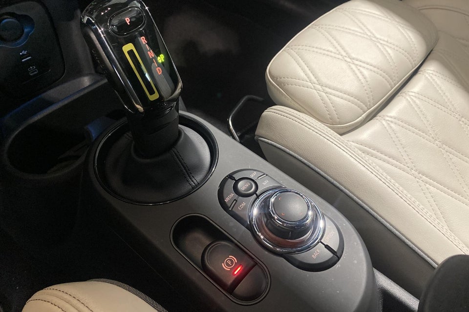 MINI Cooper SE Yours Trim 3d