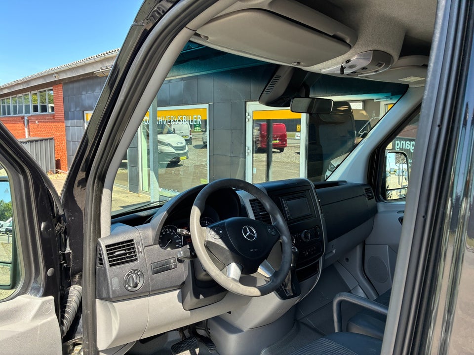 Mercedes Sprinter 319 3,0 CDi R2 Kassevogn aut. 6d