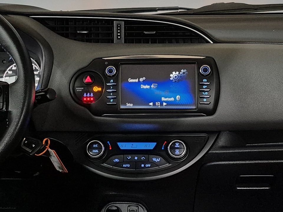 Toyota Yaris 1,5 Hybrid H2 e-CVT 5d