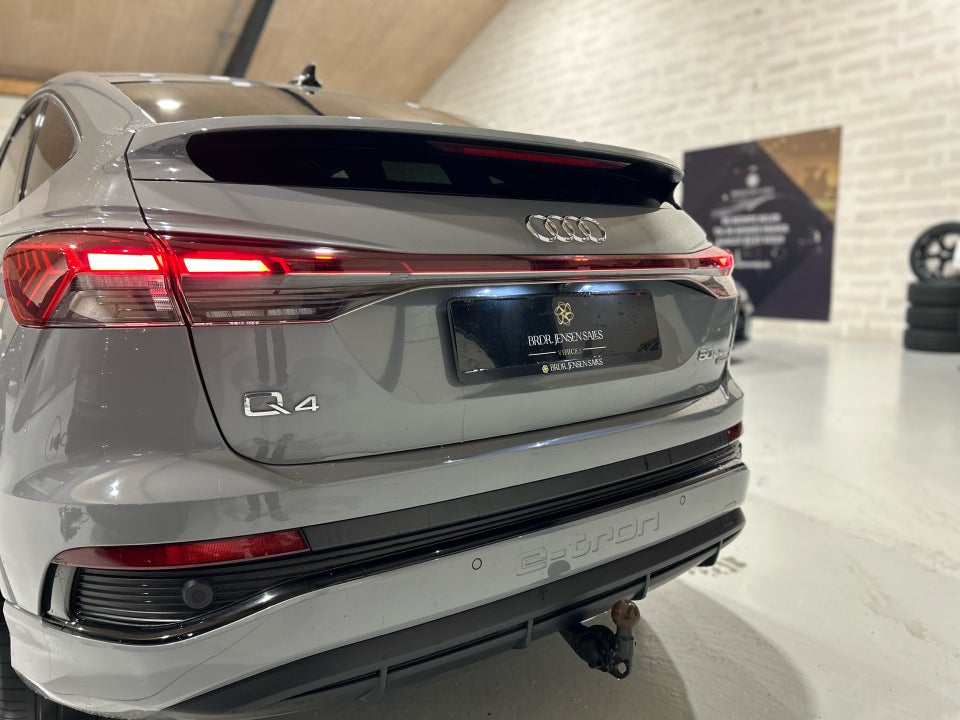 Audi Q4 e-tron 50 S-line Sportback quattro 5d
