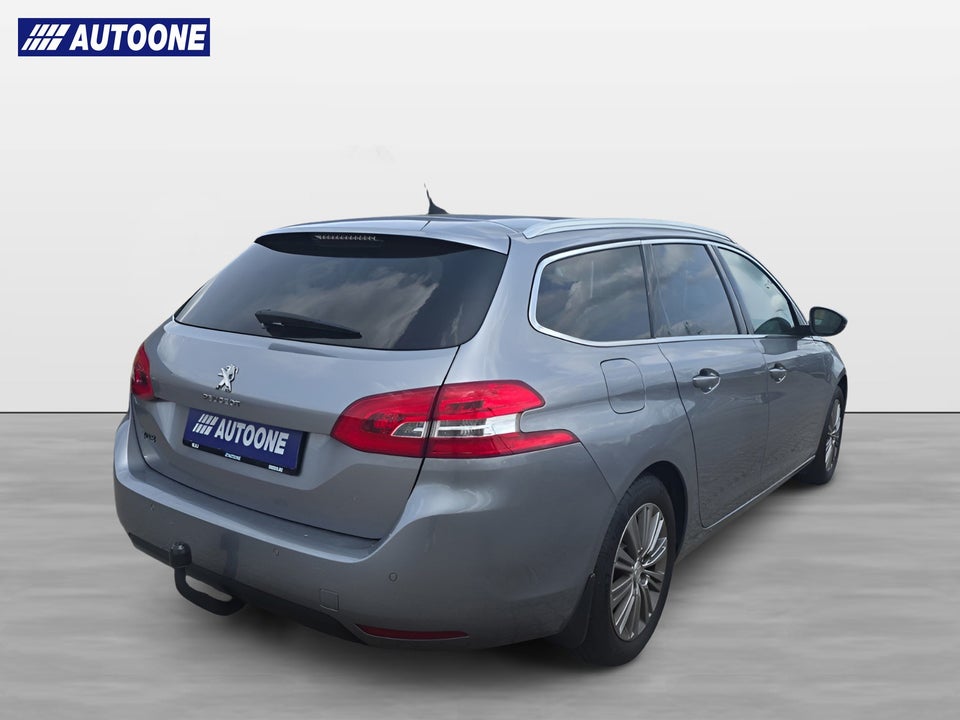 Peugeot 308 1,5 BlueHDi 130 Prestige SW 5d