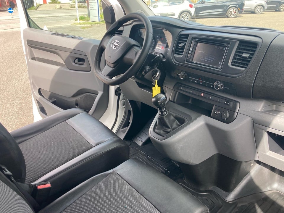 Toyota ProAce 2,0 D 120 Long Comfort 6d