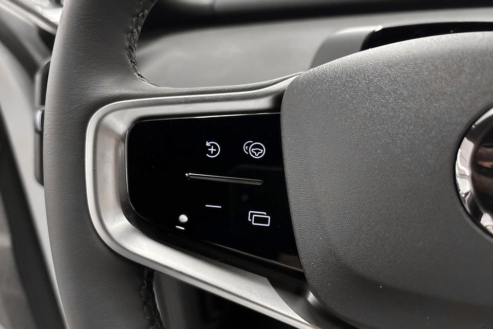 Volvo EX30 Extended Range Core 5d