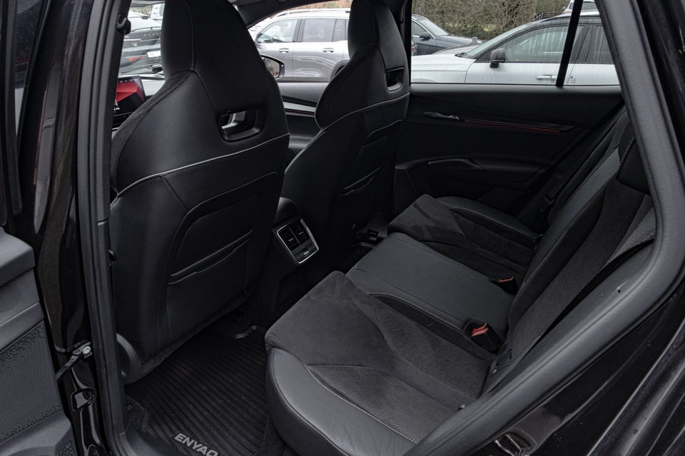 Skoda Enyaq 60 iV Sportline 5d