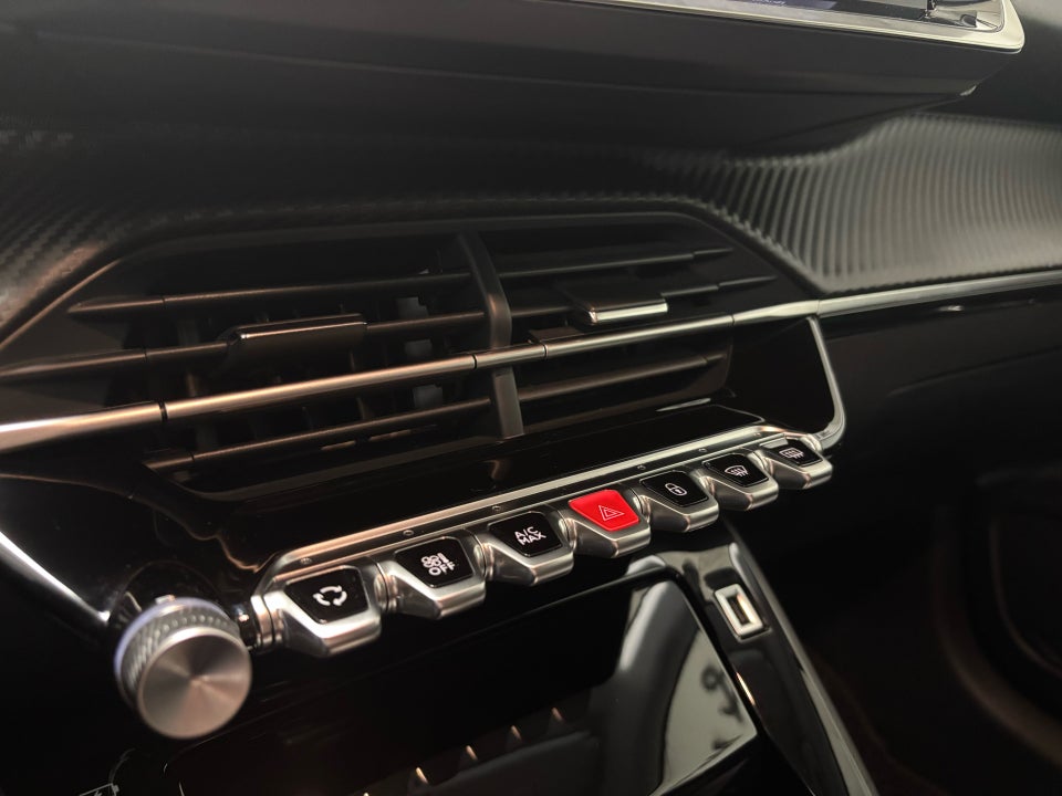 Peugeot e-208 50 Allure Pack 5d