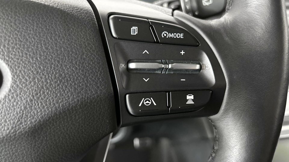 Hyundai Kona 39 EV Select 5d