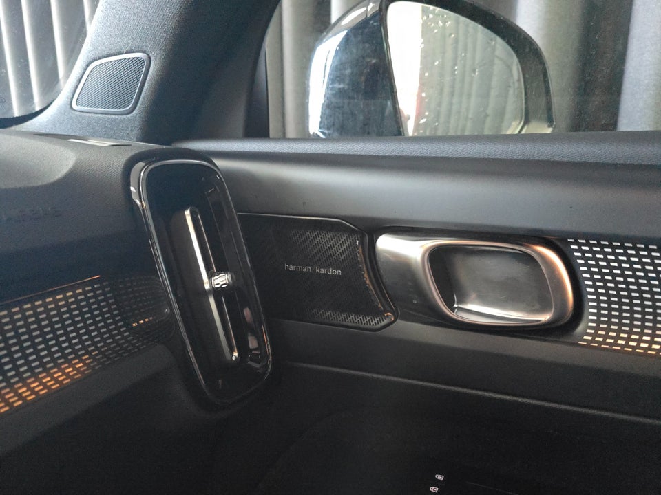 Volvo XC40 P8 ReCharge Twin R-Design 5d