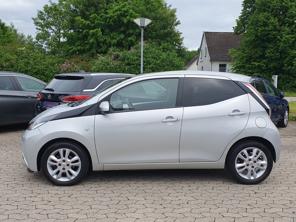 Toyota Aygo 1,0 VVT-i x-cellence 5d