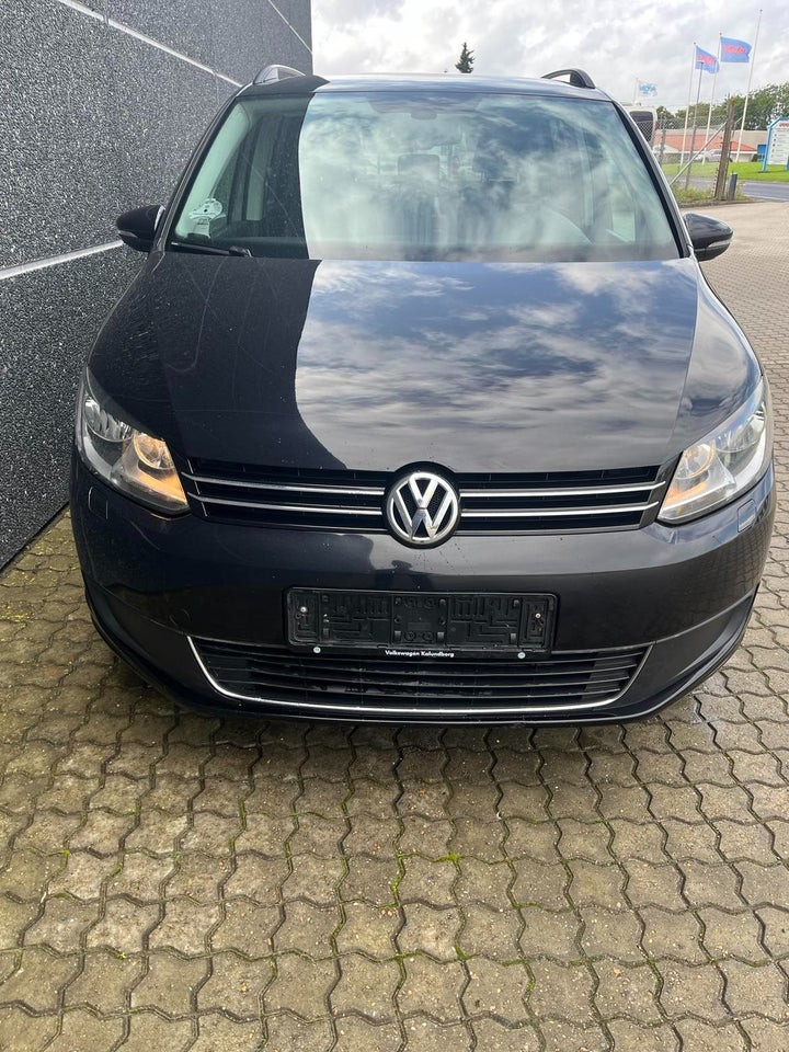 VW Touran 1,6 TDi 105 Comfortline BMT 7prs 5d