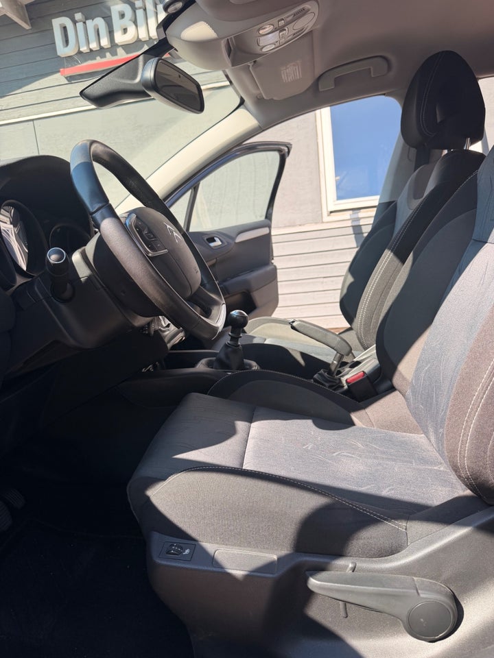 Citroën C4 1,2 PureTech 130 Feel 5d