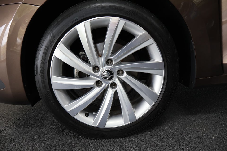 Skoda Octavia 1,0 eTSi 110 Ambition Combi DSG 5d