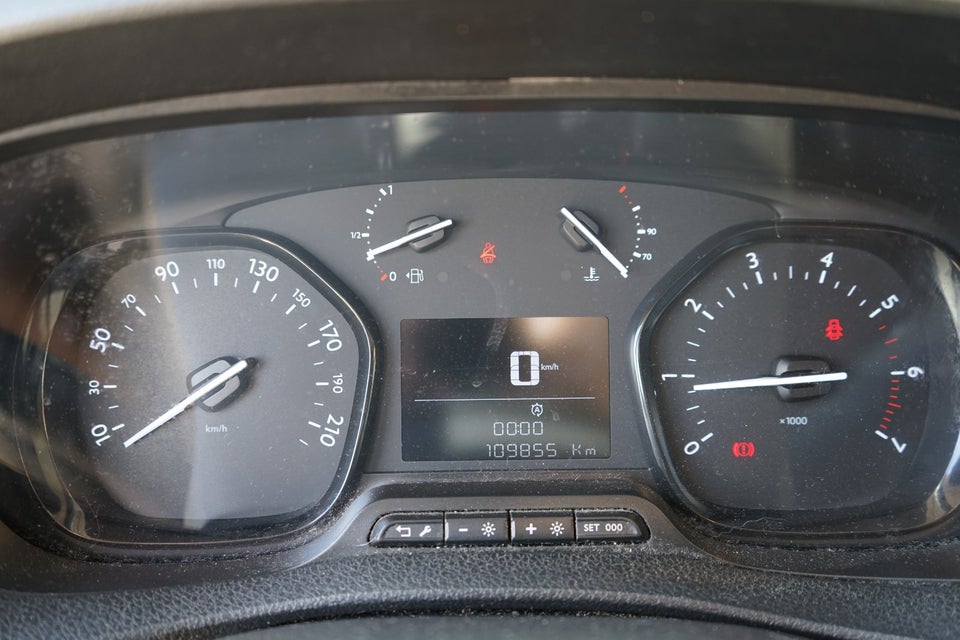 Toyota ProAce 2,0 D 120 Long Base+ 5d