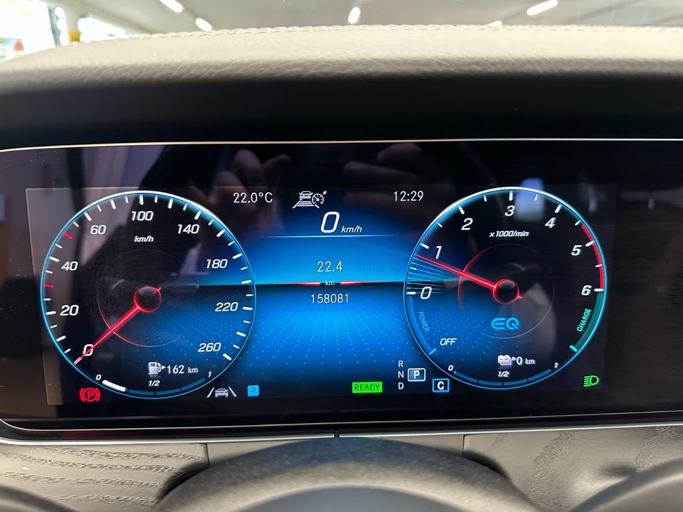 Mercedes E300 de 2,0 stc. aut. 4Matic 5d