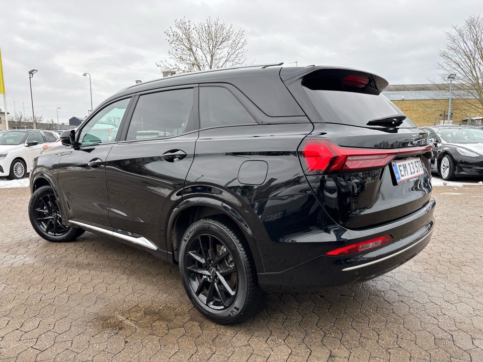 Navor E5 1,5 PHEV Rock 5d