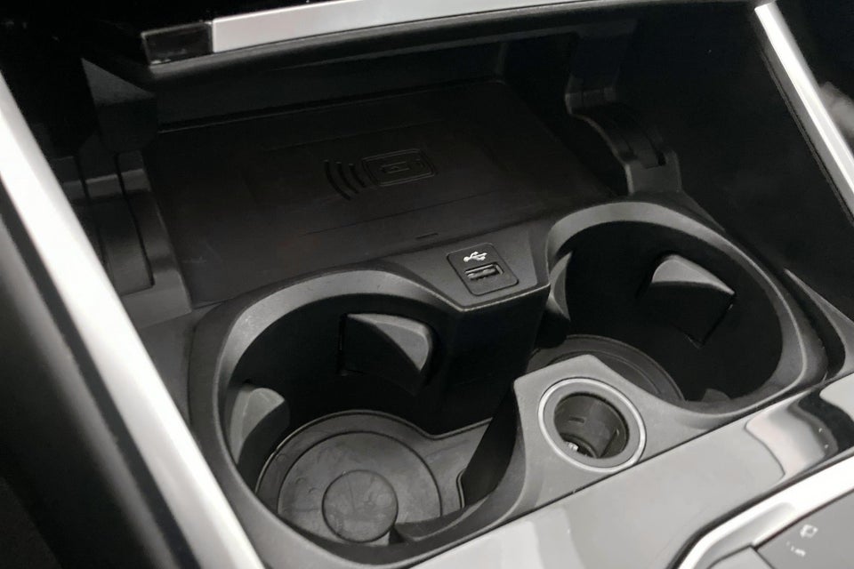 BMW 330e 2,0 Touring Sport Line aut. 5d