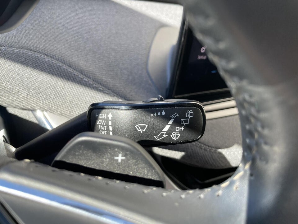 Skoda Enyaq 60 iV Loft 5d