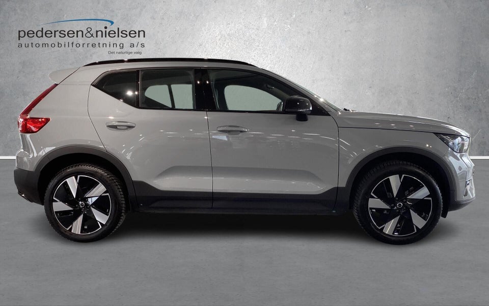 Volvo EX40 Extended Range Plus 5d