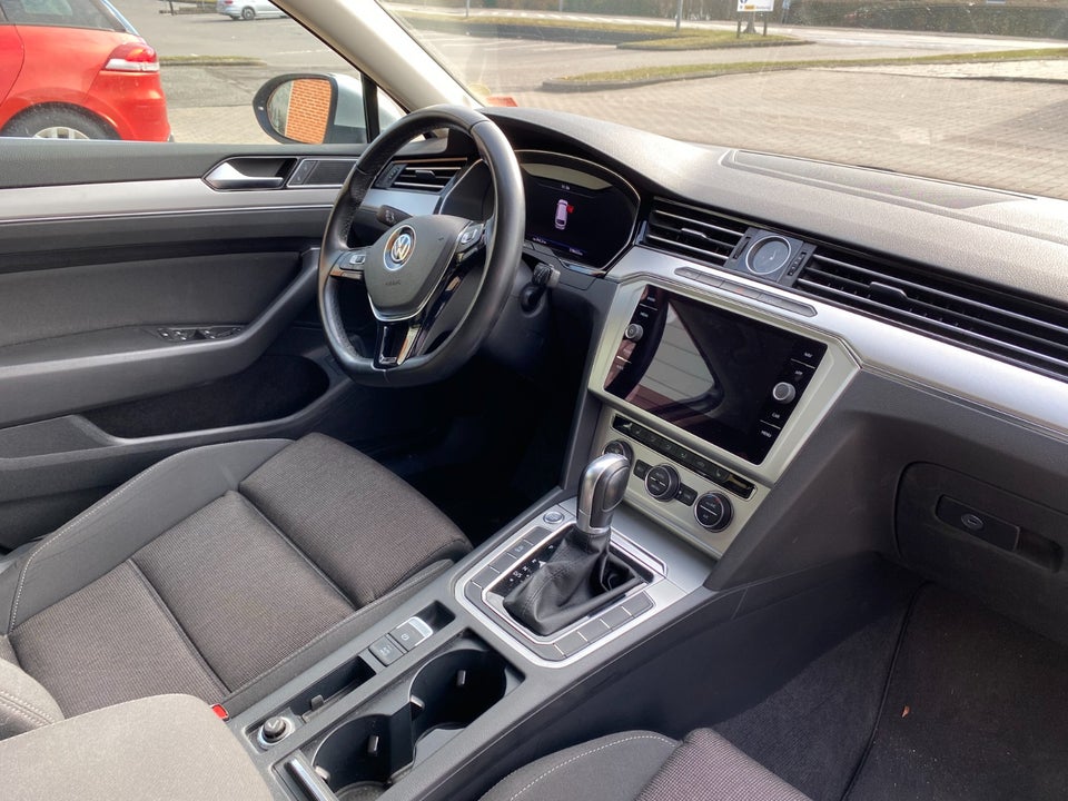 VW Passat 2,0 TDi 150 Comfortline Variant DSG 5d