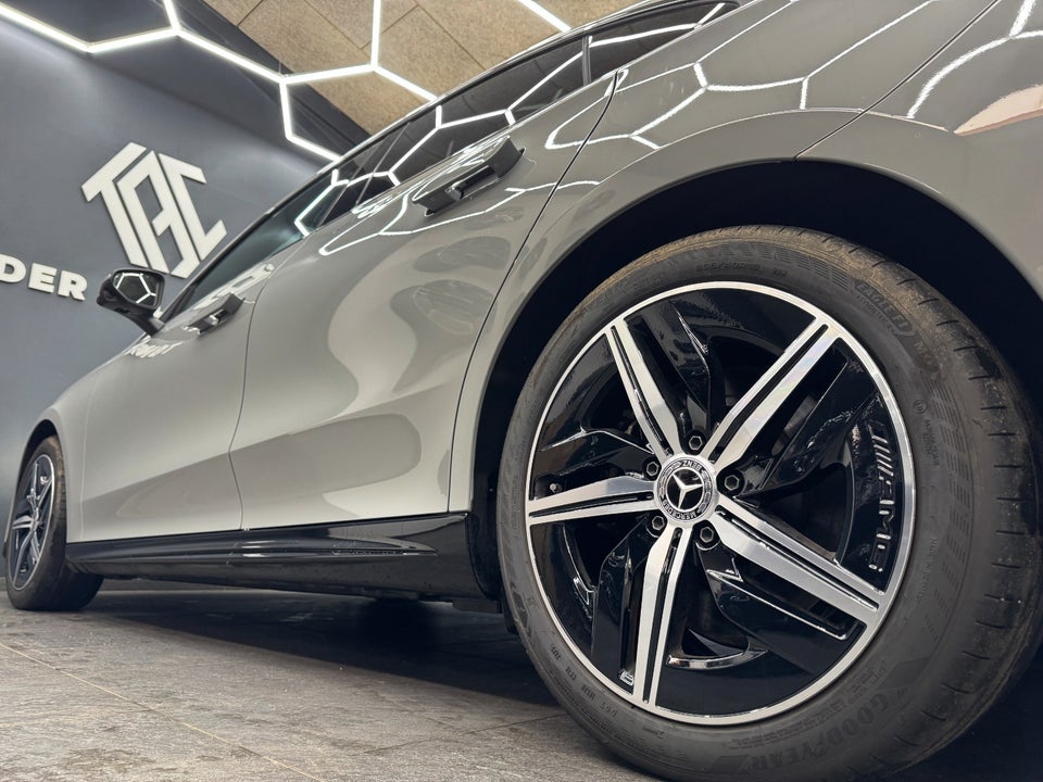 Mercedes CLA250+ electric AMG Line 4d
