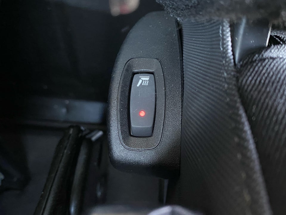 Renault Master III T33 2,3 dCi 145 L2H2 Kassevogn