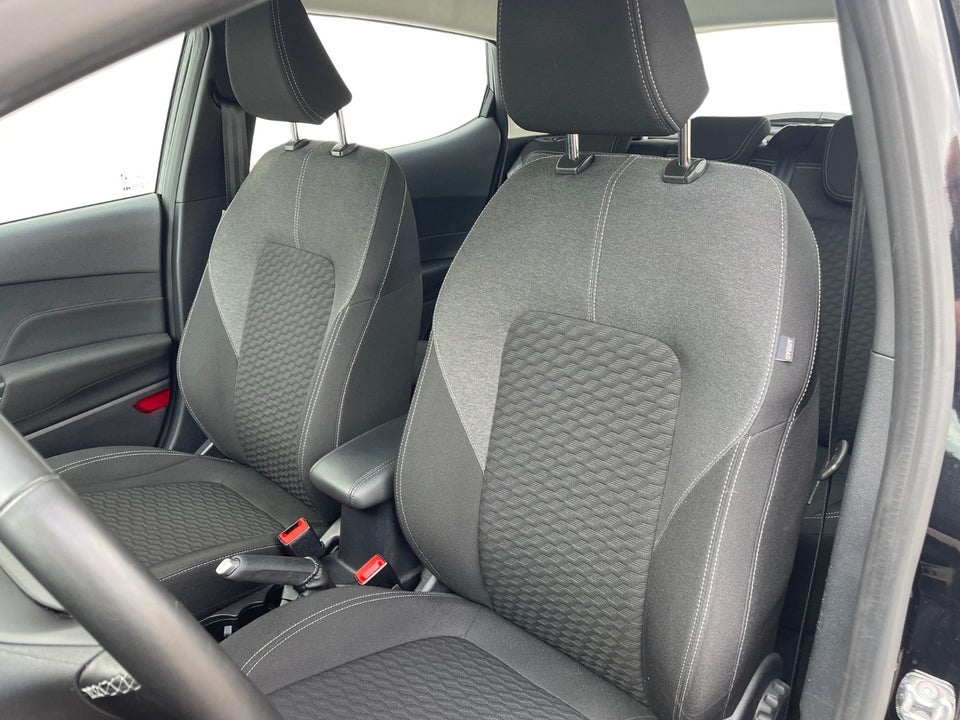 Ford Fiesta 1,0 EcoBoost mHEV Titanium 5d