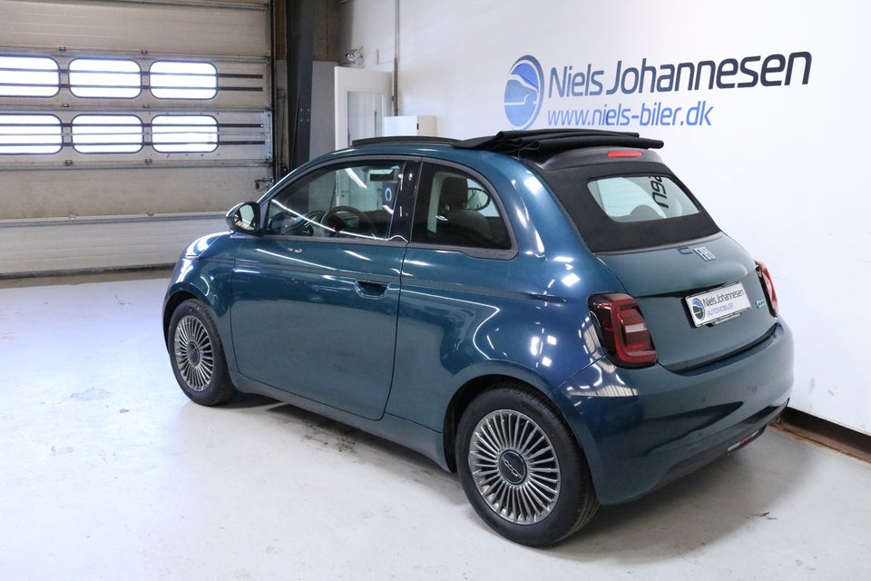 Fiat 500e 42 Icon Cabrio 2d