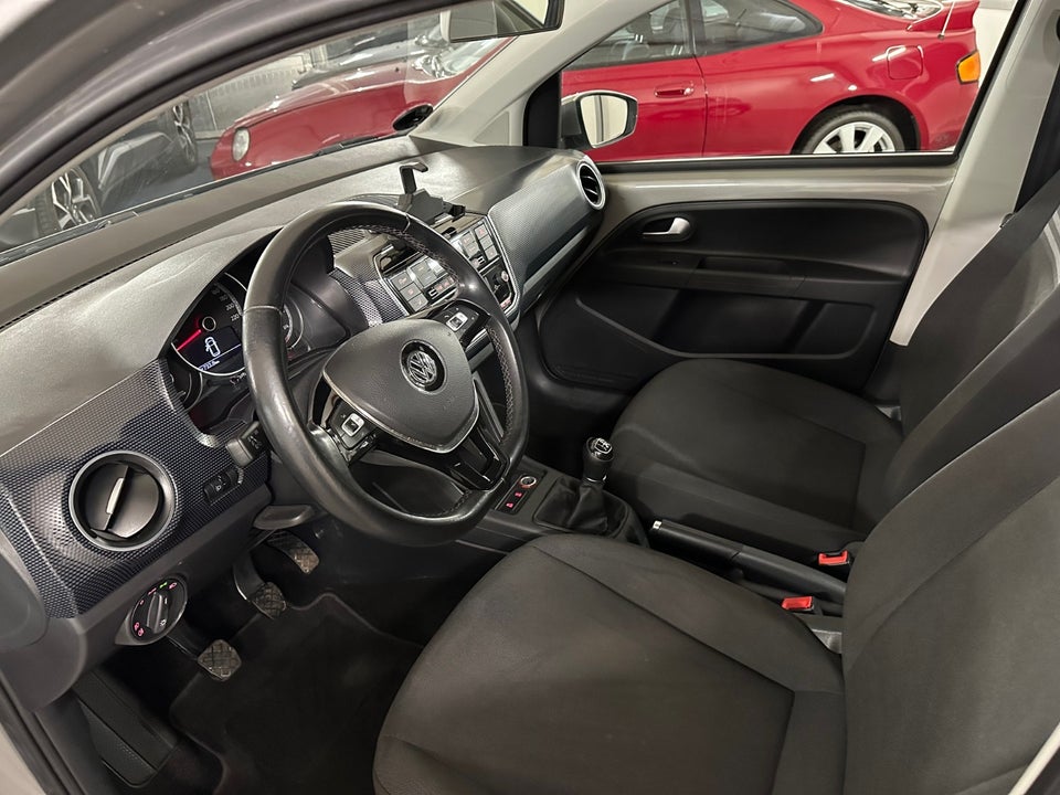 VW Up! 1,0 MPi 60 Move Up! BMT 5d