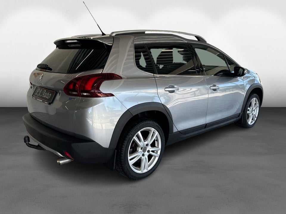 Peugeot 2008 1,2 e-THP 110 Active 5d