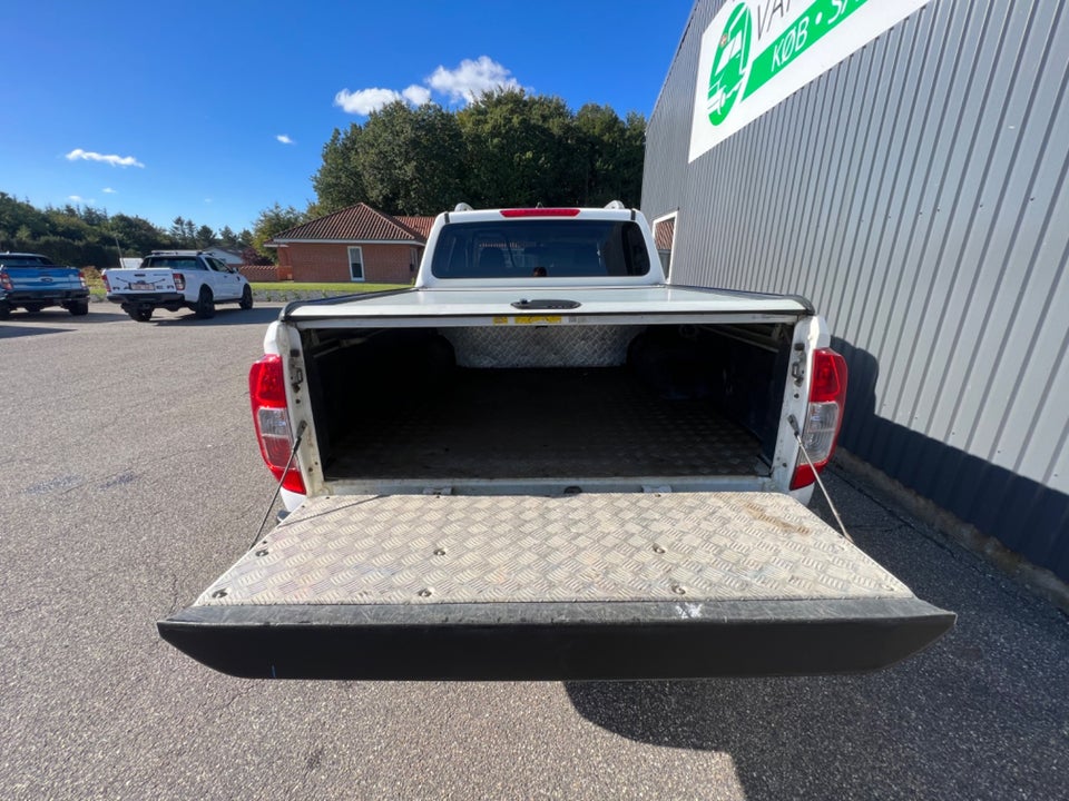 Nissan Navara 2,3 dCi 190 Db.Kab N-Connecta aut. 4d