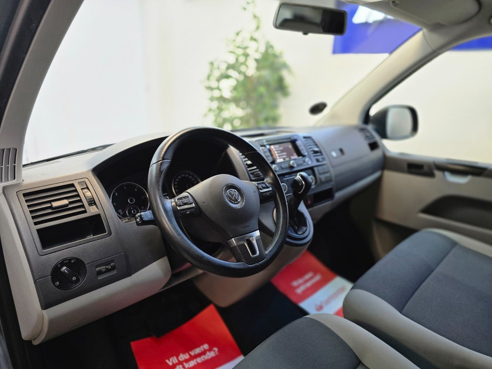 VW Transporter 2,0 TDi 140 Kassevogn DSG kort