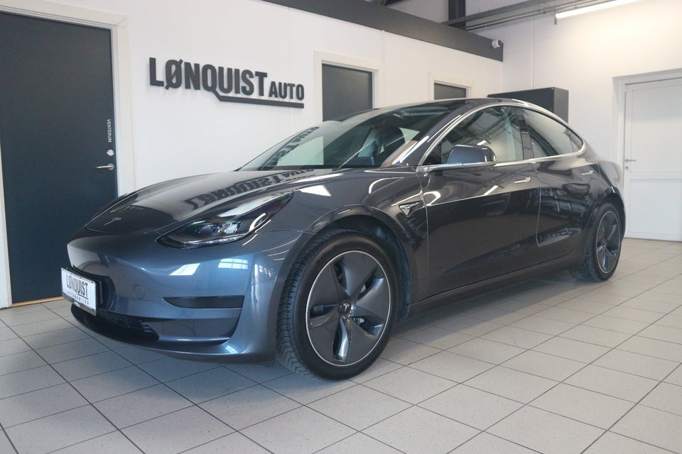 Tesla Model 3 Standard Range+ RWD 4d