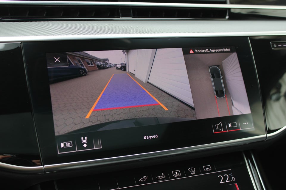 Audi A8 60 TFSi e quattro Tiptr. 4d