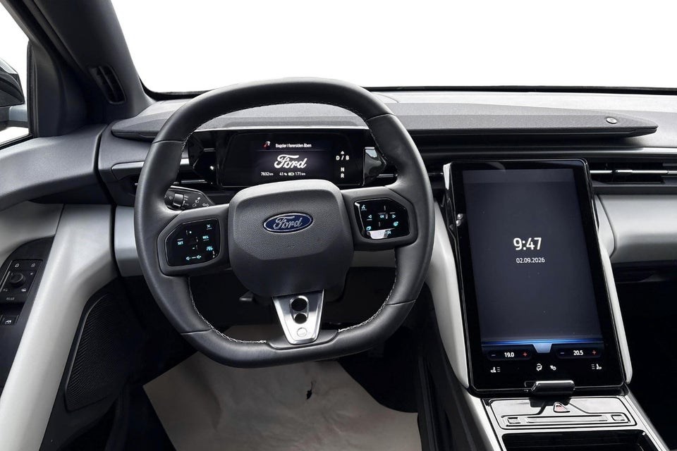 Ford Capri 77 Select Extended Range 5d