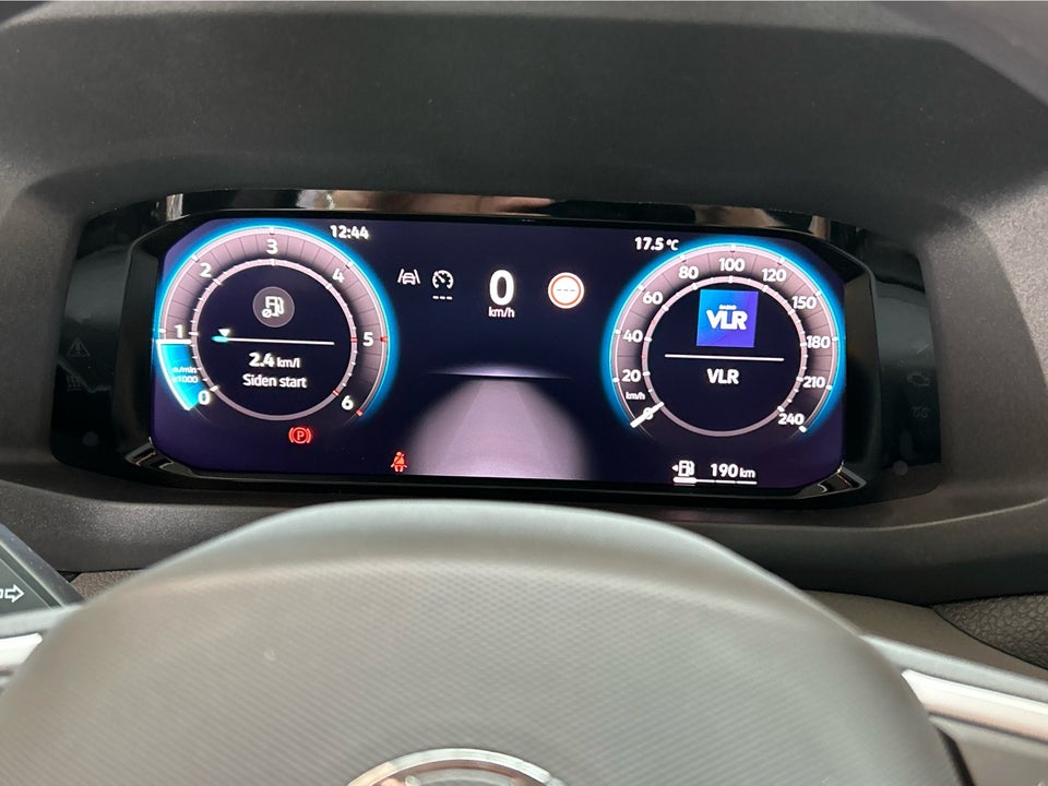 VW Crafter 35 2,0 TDi 140 Kassevogn L3H2