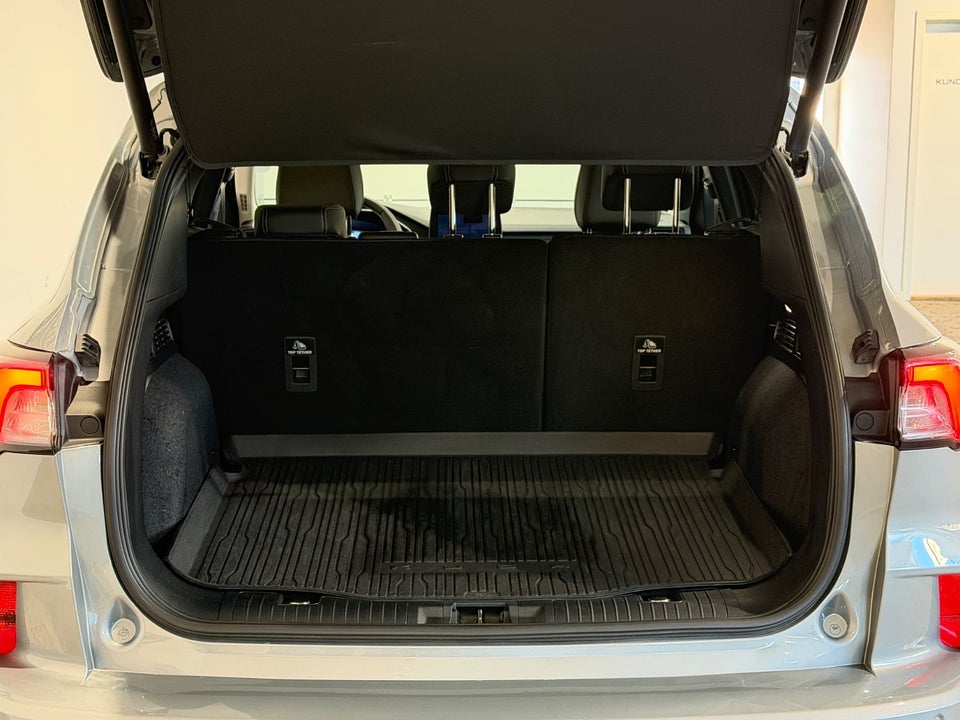 Ford Kuga 2,5 PHEV Vignale CVT 5d