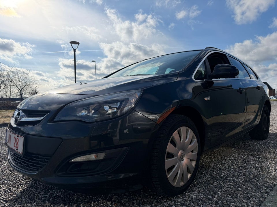 Opel Astra 1,4 T 140 Enjoy Sports Tourer 5d