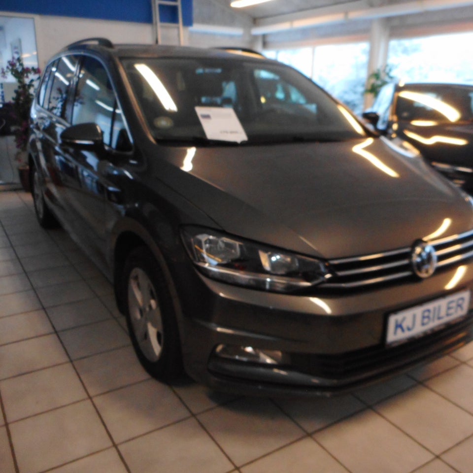 VW Touran 1,6 TDi 115 Comfortline 7prs 5d