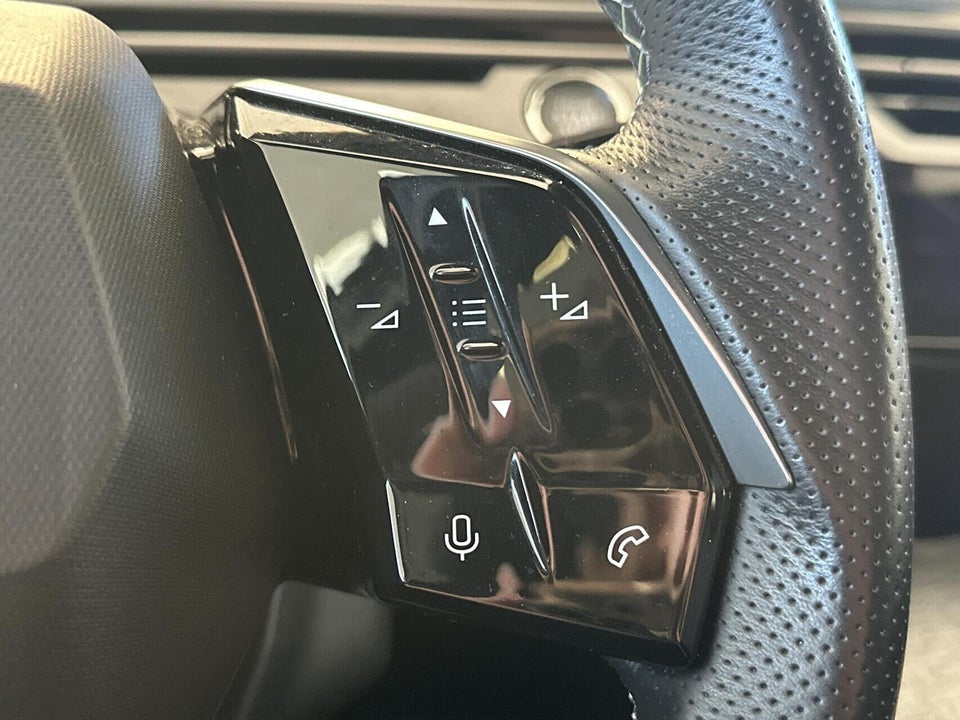 Peugeot e-5008 77 GT 7prs 5d