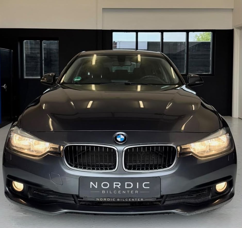 BMW 320d 2,0 Touring aut. 5d
