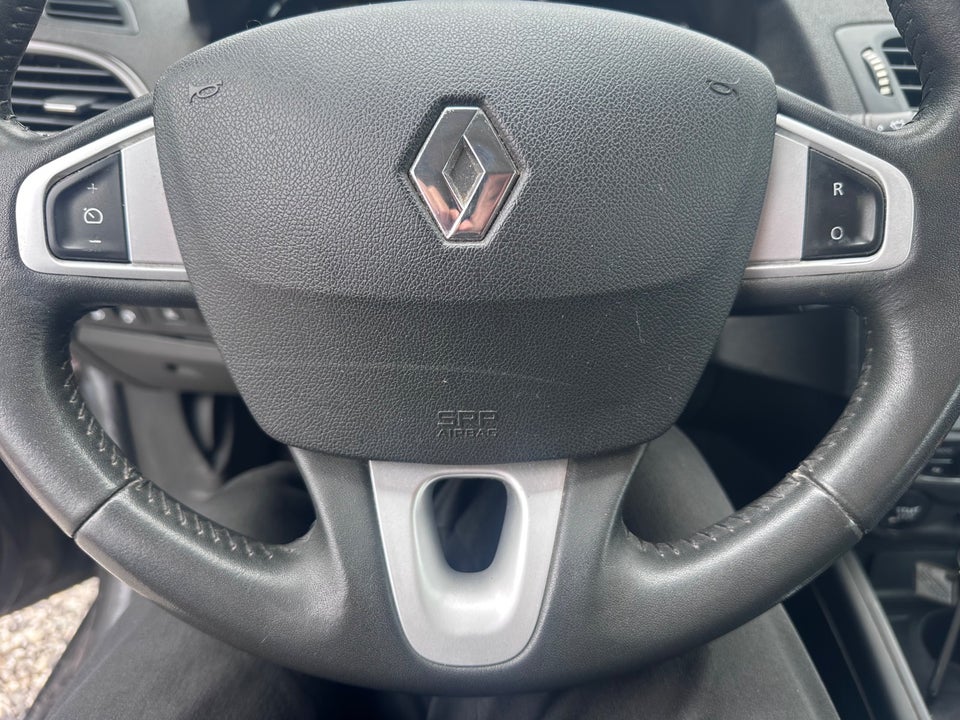 Renault Megane III 1,5 dCi 110 Dynamique 5d