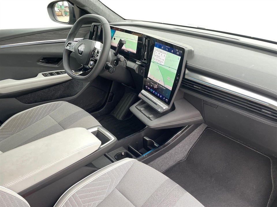 Renault Scenic E-Tech 87 Iconic 5d