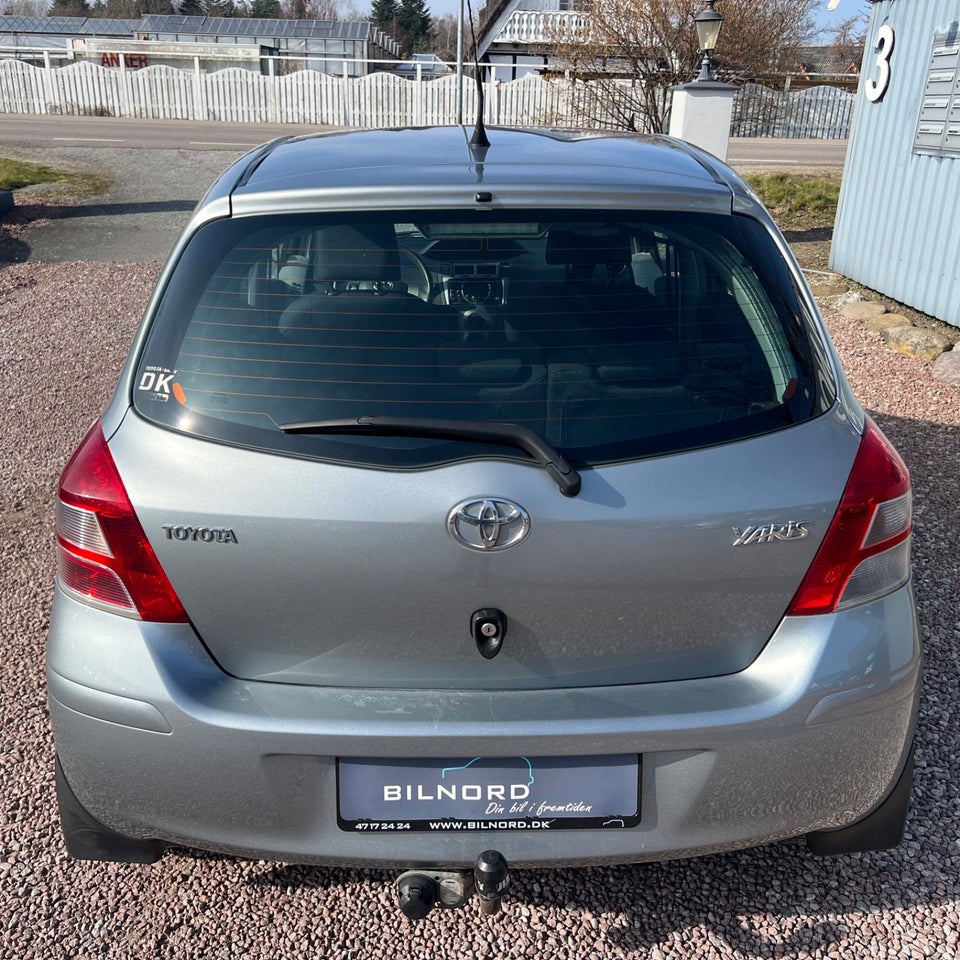 Toyota Yaris 1,3 TX 5d