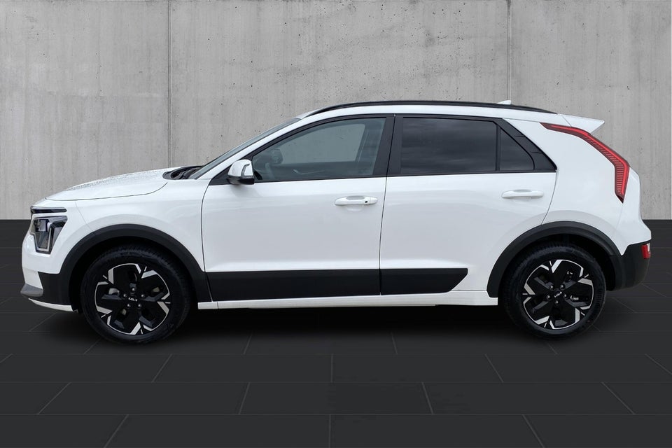 Kia Niro 64 EV Final Edition 5d
