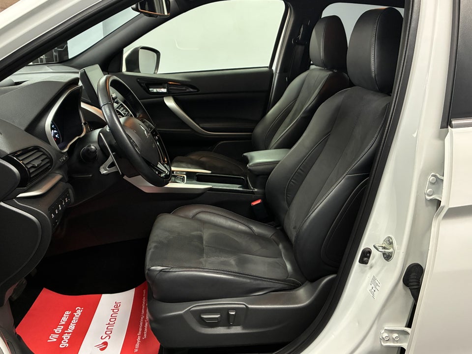 Mitsubishi Eclipse Cross 2,4 PHEV Intense CVT 4WD 5d