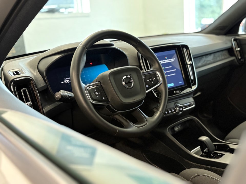 Volvo EX40 Extended Range Core 5d