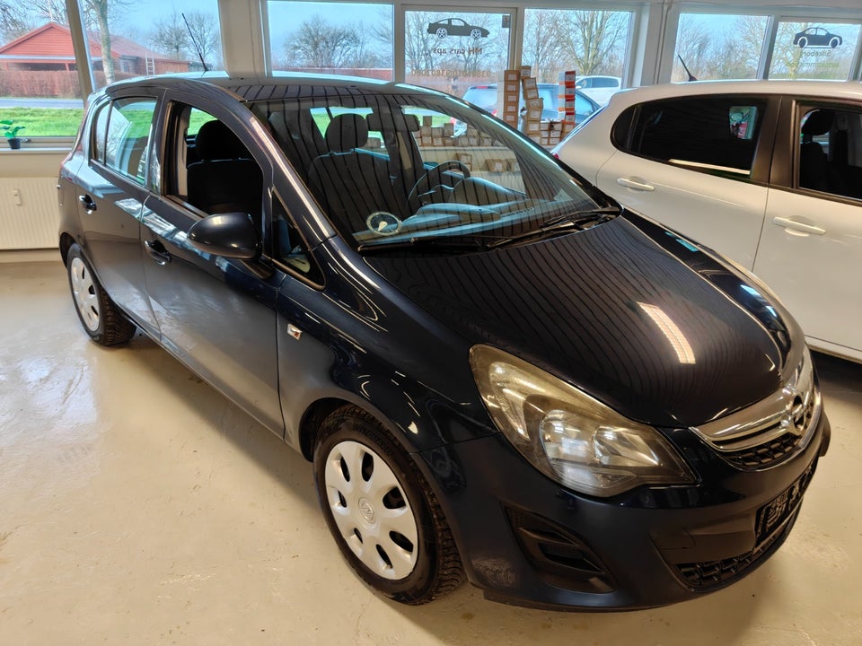 Opel Corsa 1,2 16V Cosmo 5d