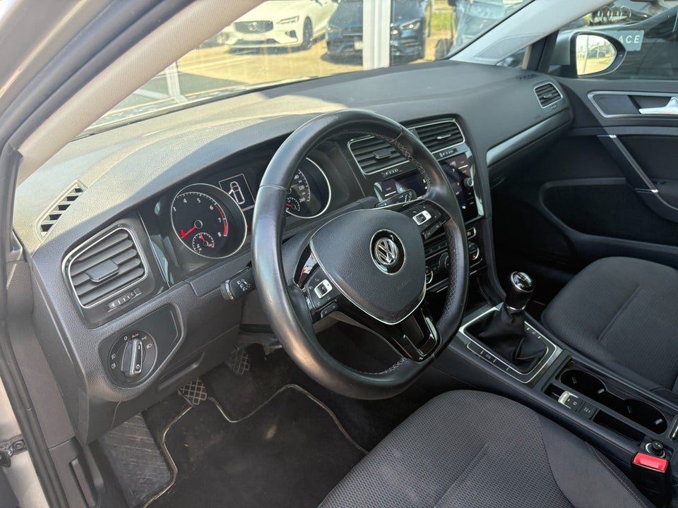 VW Golf VII 1,4 TSi 125 Comfortline Variant 5d