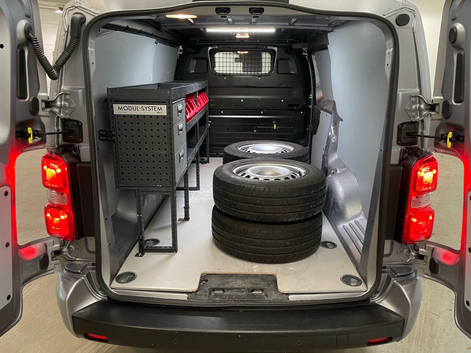 Peugeot Expert 2,0 BlueHDi 122 L3 Premium EAT8 Van