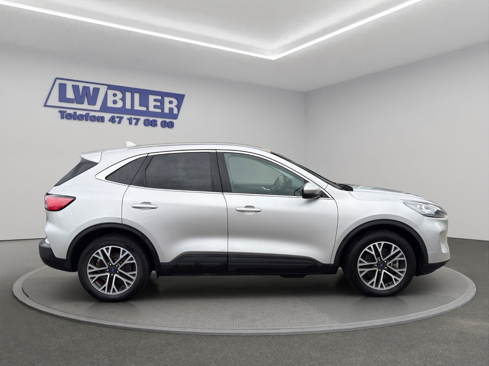 Ford Kuga 2,5 PHEV Titanium X CVT 5d