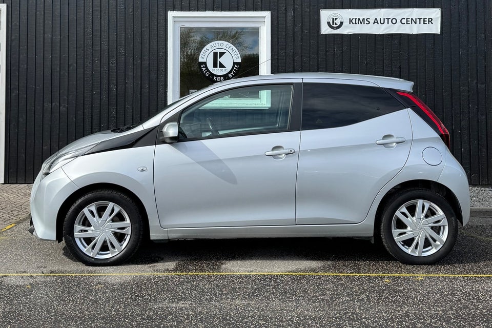 Toyota Aygo 1,0 VVT-i x-cite 5d